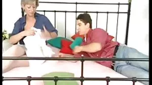 Porno De Primo Tirando A Vigidade Da Prima video lucah awek tudung