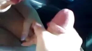 Tetek Besar MILF Muka dan Makan Air tudung labuh lucah Mani