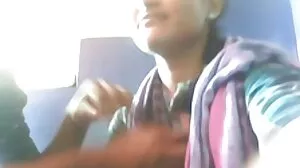 Montel perempuan hitam